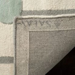 Safavieh Kids SFK909 Hand Tufted Area Rug - Safavieh -Children Furniture Store GUEST 41e5fe60 4469 45ca 9ef1 764a83259c37