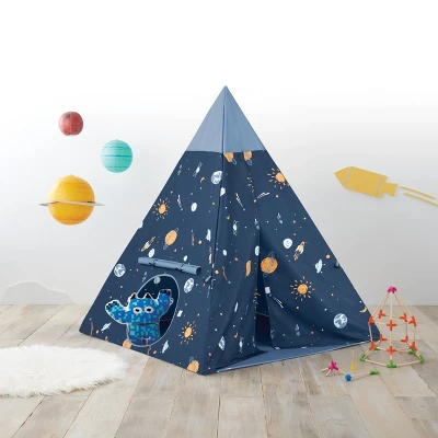 3' Faux Fur Round Kids' Rug White - Pillowfort™ 7 3' Faux Fur Round Kids' Rug White - Pillowfort™ - Image 5